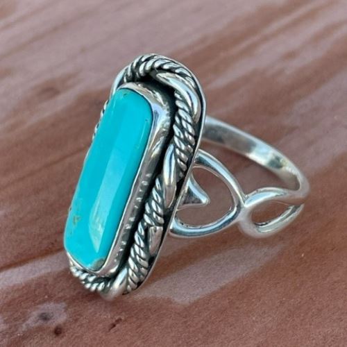 Lucky Love Horseshoe-Heart Slender Turquoise Beth Dutton Ring | Yellowstone Spirit Southwestern Collection Turquoise Ring Objects of Beauty Southwest 