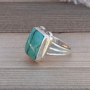 On Lucky Ground Beth Dutton Turquoise Horseshoe Ring | Yellowstone Spirit Southwestern Collection Turquoise Ring Objects of Beauty Southwest 