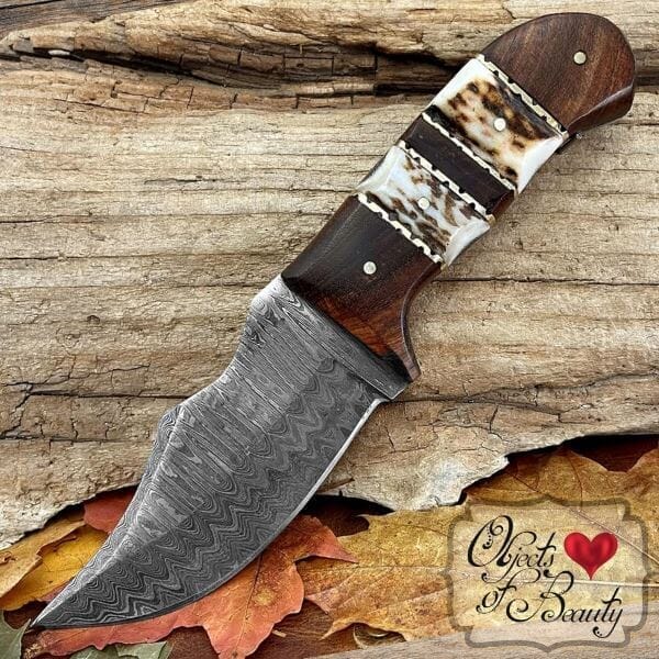 Stag Antler Damascus Bushcraft Hunting Knife | Yellowstone Spirit Southwestern and Spirit Animal Collections Damascus Knife Objects of Beauty 