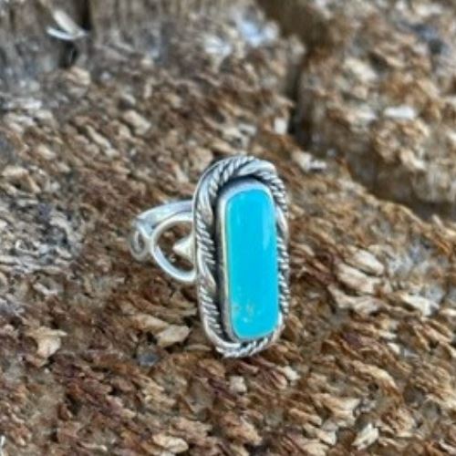 Lucky Love Horseshoe-Heart Slender Turquoise Beth Dutton Ring | Yellowstone Spirit Southwestern Collection Turquoise Ring Objects of Beauty Southwest 