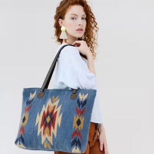 Sparrow's Song Hand-Dyed & Handwoven Wool Tote | Yellowstone Spirit Southwestern Collection Handwoven Wool Tote Objects of Beauty Southwest 